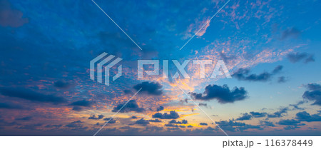 Sunset sky background 116378449