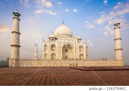 Taj Mahal on sunrise sunset, Agra, India 116378461