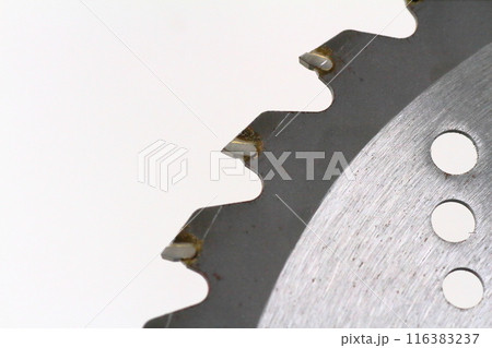 刈払い機(草刈り機)用のチップソーのアップ 刈払い機(草刈り機)用のチップソーのアップ 116383237