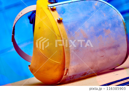 Plastic protective mask for working on metal, wood, construction, cleaning 116385903