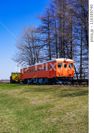 幸福交通公園に保存展示される幸福駅跡や当時の車両（北海道帯広市） 116389740