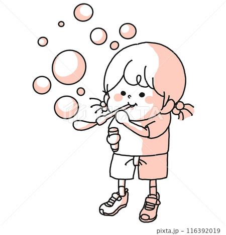 シャボン玉を吹くおさげの女の子 116392019