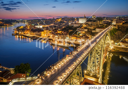 View of Porto city, Portugal in evening 116392488