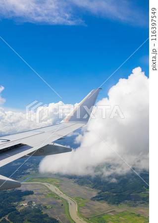 鹿児島空港へ向かう飛行機 116397549