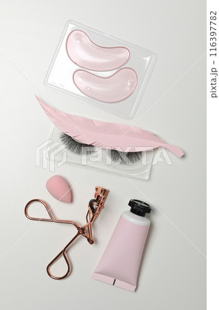 False eyelashes, concept of different makeup accessories 116397782