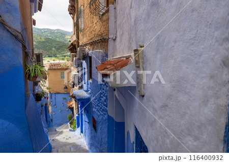 Enchanting Blue Alleyways of Chefchaouen, Morocco. 116400932