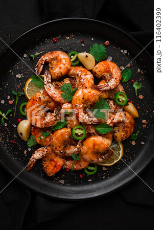Fried shrimp, headless, with spices, grilled, homemade, no people, 116402399