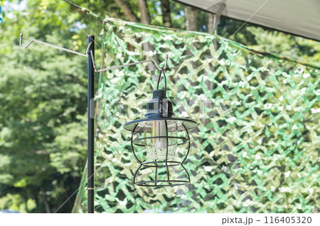 【オートキャンプ場でソロキャンプ LEDランタン】 【オートキャンプ場でソロキャンプ LEDランタン】 116405320