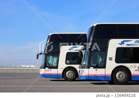 大阪　西日本JRバス　三菱ふそうエアロキング 116409228