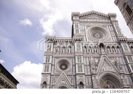 Florence Cathedral in Piazza del Duomo of Florence, Italy 116409707