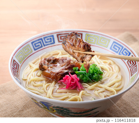 沖縄のソウルフード ソーキそば ( 炙り軟骨ソーキそば ) 沖縄のソウルフード ソーキそば ( 炙り軟骨ソーキそば ) 116411818