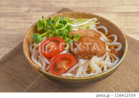 鶏肉の唐揚げうどん 116412559