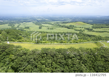 北海道 十勝平野 清水円山展望台(空撮) 北海道 十勝平野 清水円山展望台(空撮) 116412705