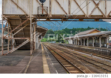 関西線柘植駅構内風景 関西線柘植駅構内風景 116413151
