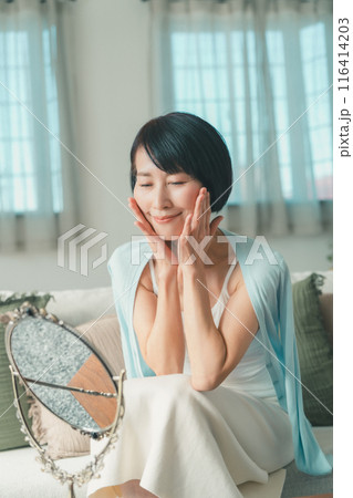 50s beauty 116414203