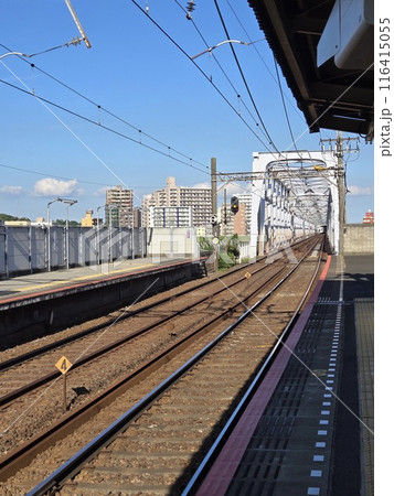 東京　ローカル電車　ホーム 116415055