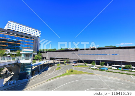 【熊本県】快晴の熊本駅の白川口（東口） 116416159