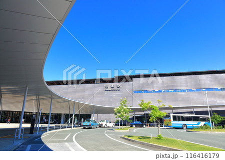 【熊本県】快晴の熊本駅の白川口(東口) 【熊本県】快晴の熊本駅の白川口(東口) 116416179