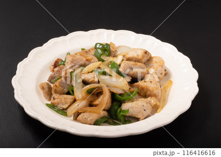 豚肉と玉ねぎとピーマンの炒め物 豚肉と玉ねぎとピーマンの炒め物 116416616