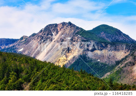 八ヶ岳連峰の天狗岳 116418285
