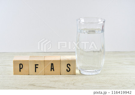 水とPFASでPFASの汚染のイメージ 116419942