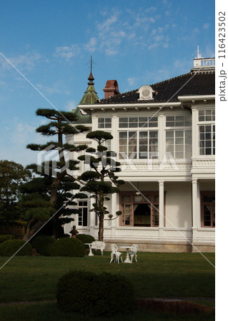 明治洋風建築と和風庭園 116423502