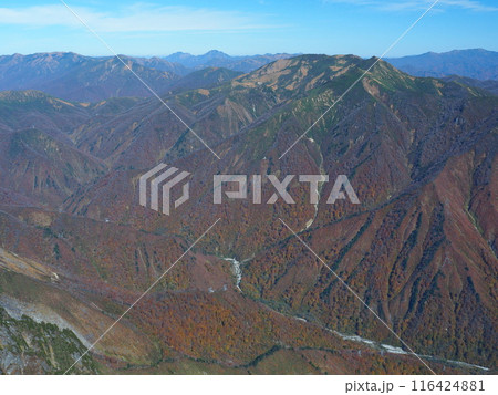 谷川岳から望む秋の朝日岳 谷川岳から望む秋の朝日岳 116424881