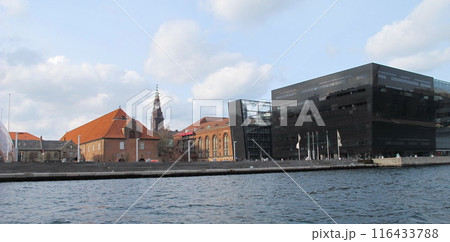 デンマーク王立図書館とクリスチャンスボー城(Danmark) 116433788