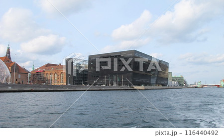 デンマーク王立図書館とクリスチャンスボー城(Danmark) デンマーク王立図書館とクリスチャンスボー城(Danmark) 116440492