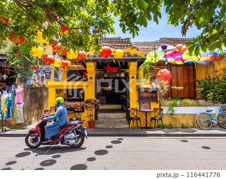 View of the street in Hoi An ancient town, in Vietnam 116441776