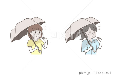 日傘をさす暑そうな若い女性 116442301