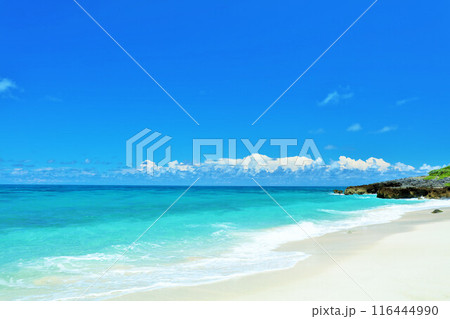 沖縄 宮古島 夏の青空と海 沖縄 宮古島 夏の青空と海 116444990