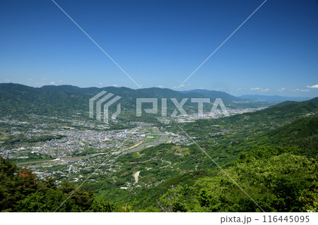 龍門山明神岩から紀ノ川を望む　【和歌山県紀の川市】 116445095