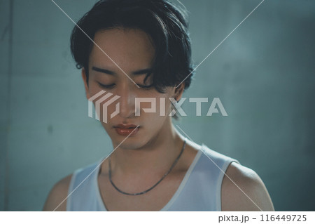 20s beauty 116449725