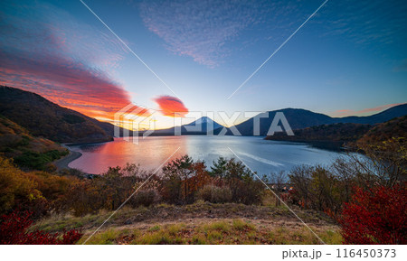 Mount Fuji at sunset, Tanuki lake, Fujiyoshida, Japan Mount Fuji at sunset, Tanuki lake, Fujiyoshida, Japan 116450373