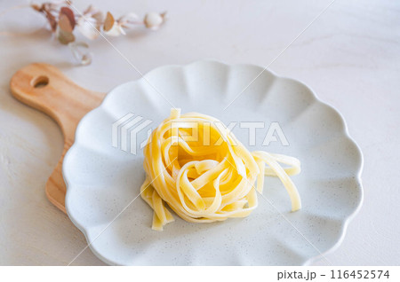 茹でたパスタ麺 タリアッテレ 茹でたパスタ麺 タリアッテレ 116452574