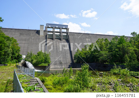 ダム下から見た金山ダム ダム下から見た金山ダム 116455781