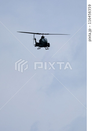 自衛隊　コブラ　ヘリ　ヘリコプター 116456359