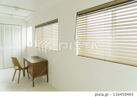 シンプルな白い部屋 シンプルな白い部屋 116458405