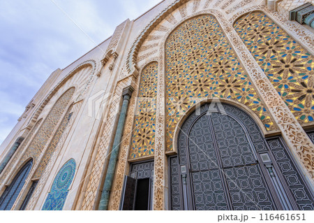 The Hassan II Mosque in Casablanca, the exquisite art of the entrance arch. 116461651