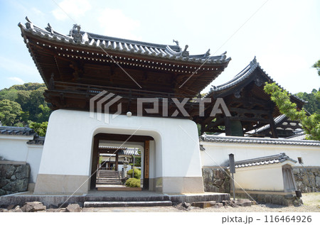 興聖寺　山門と鐘楼　京都府宇治市 116464926