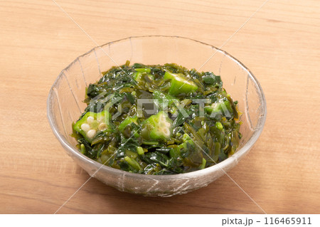 モロヘイヤ　めかぶ　オクラ　麺つゆ和え 116465911