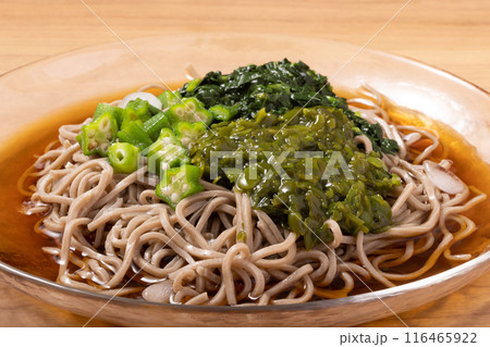 ねばねば 冷やし蕎麦(オクラ モロヘイヤ めかぶ) ねばねば 冷やし蕎麦(オクラ モロヘイヤ めかぶ) 116465922