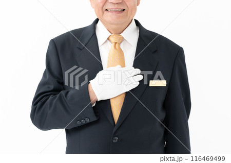 シニア男性　ビジネス　白手袋 116469499
