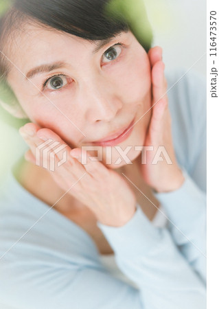 50s beauty 116473570
