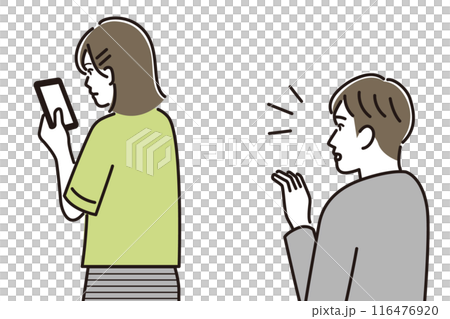 スマホに夢中で父親の声に気づかない女の子 スマホに夢中で父親の声に気づかない女の子 116476920