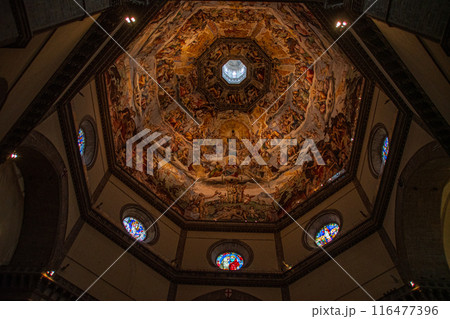 イタリアの花の都フイタリアの花の都フィレンツェの旅行風景ィレンツェの旅行風景 116477396