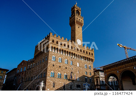 イタリアの花の都フィレンツェの旅行風景 116477424