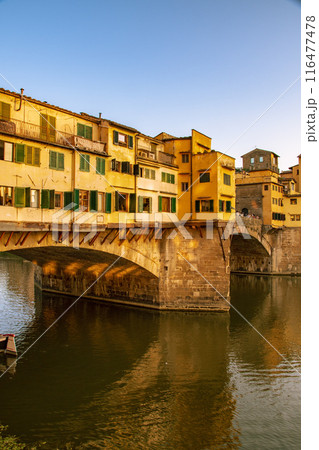 イタリアの花の都フィレンツェの旅行風景 116477478
