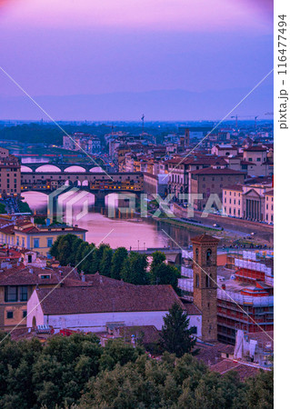 イタリアの花の都フィレンツェの旅行風景 イタリアの花の都フィレンツェの旅行風景 116477494